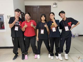 10. First Start เตรียมความพร้อมก่อนเข้าเรียน English Program